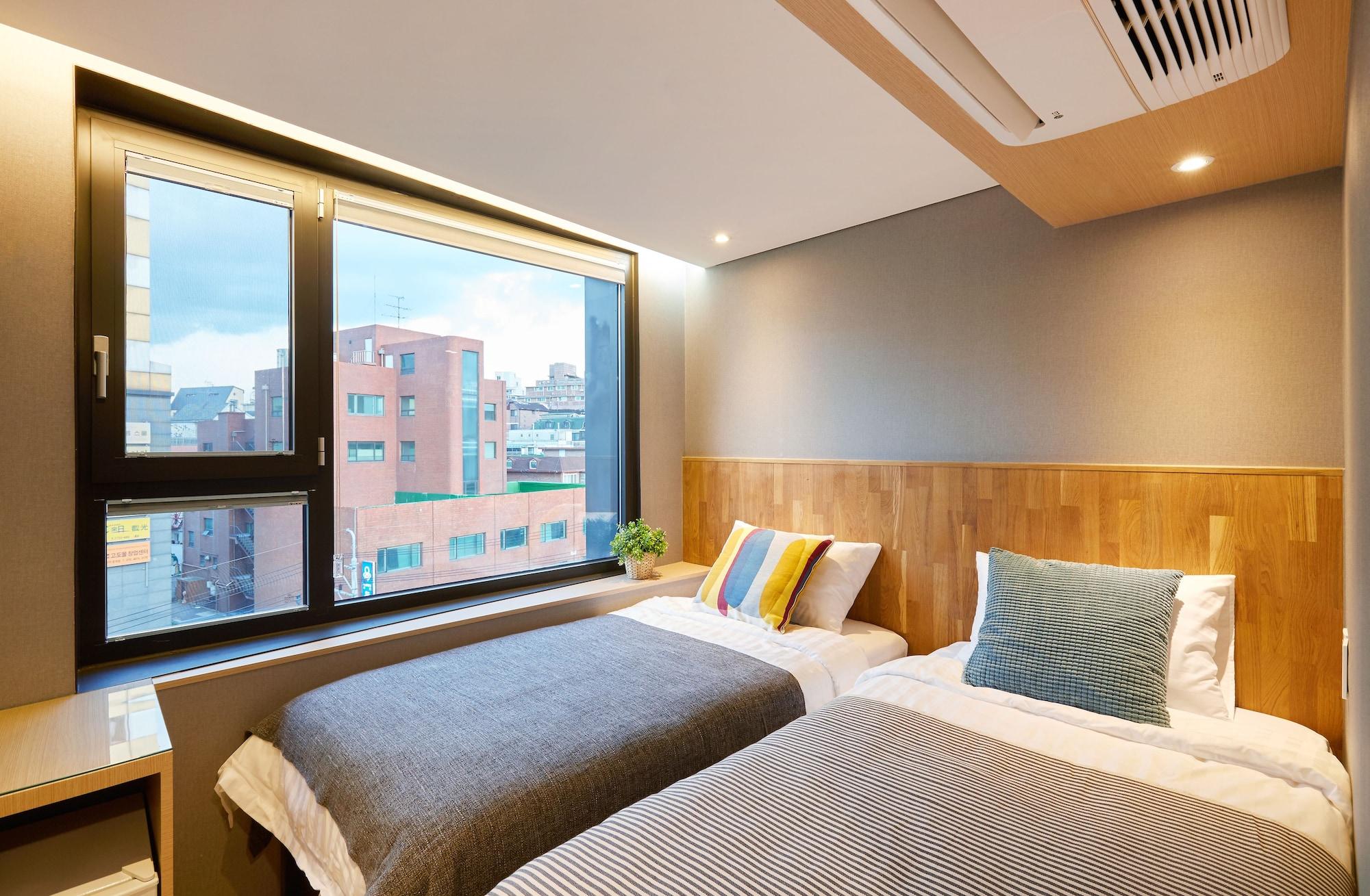 Hostel Cleo Seoul Hongdae Zewnętrze zdjęcie