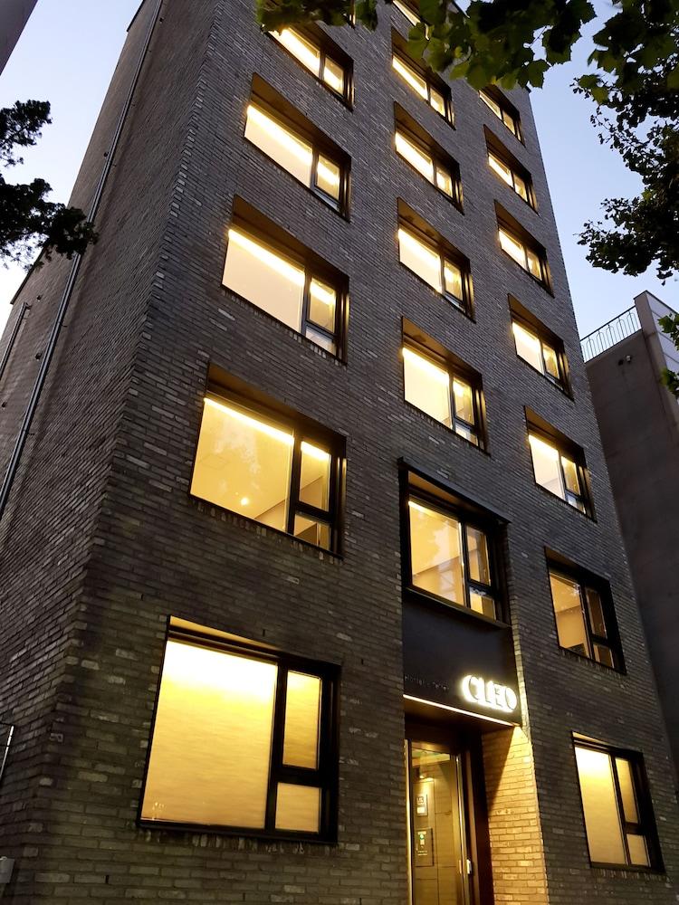 Hostel Cleo Seoul Hongdae Zewnętrze zdjęcie